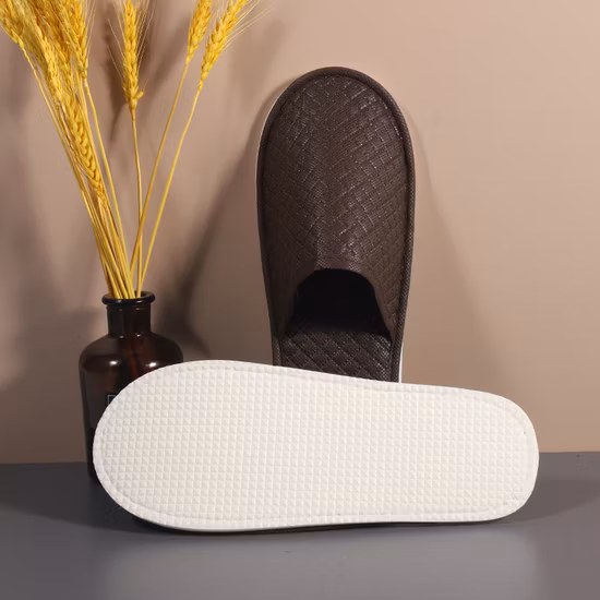 Ciabatte da albergo ecologiche con ricamo