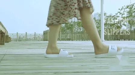 Pantofole con diapositiva Scarpe sportive Sandali in schiuma EVA Sneakers Donna Uomo Lady Usato Air-Force J-Ordan Sb Basket Calcio Yeezy 350 700 Designer Putian Scarpe AJ AJ4 4s